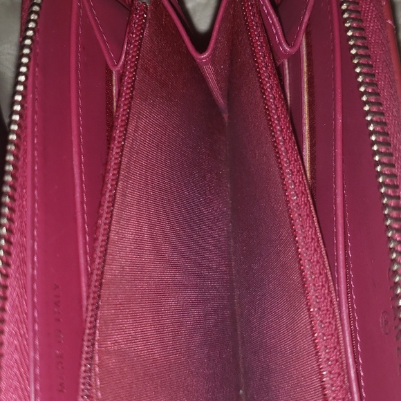 Chanel Quilted Patent Longwallet - Picture 12 of 15